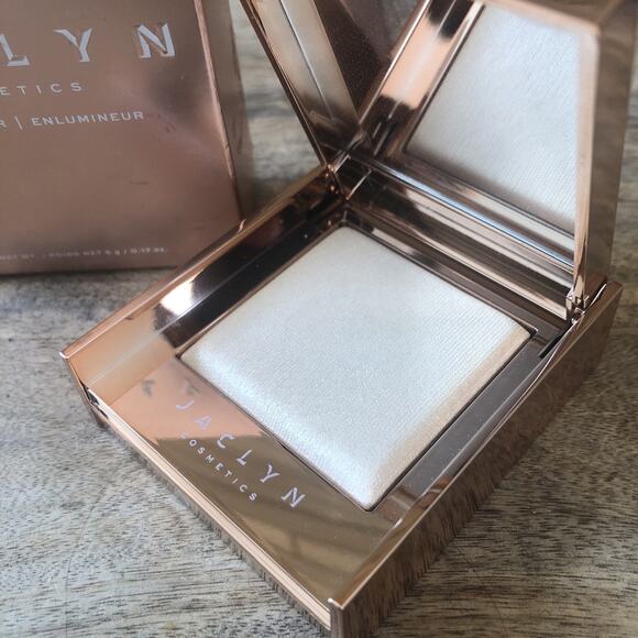 Jaclyn Cosmetics Accent Light SPARKS Highlighter NEW 0.17 oz NEW IN BOX - Picture 2 of 5